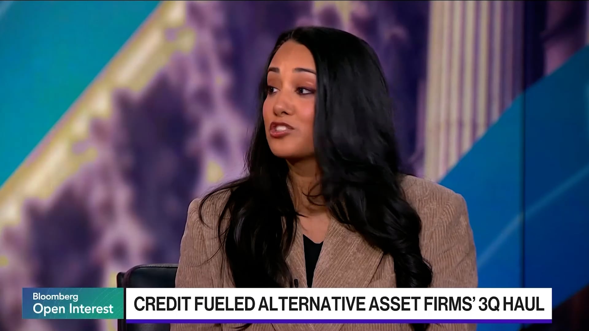 Akila Grewal Discusses the Enduring Growth of Private Credit and More on Bloomberg Open Interest Akila Grewal, Apollo’s Global Head of Product, discusses private credit and alternative assets on Bloomberg Open Interest, with a graphic noting Q3 performance.